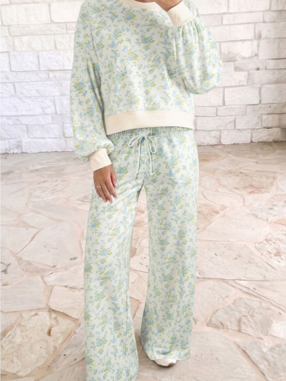 Floral Set - Light Blue & Cream